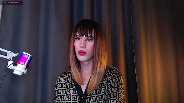 Cassie Bae online show from March 14, 9:10 pm