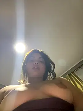 Nicollygriu online show from October 7, 1:58 am