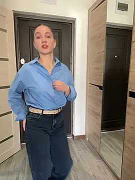 mi michelle online show from March 17, 6:32 pm