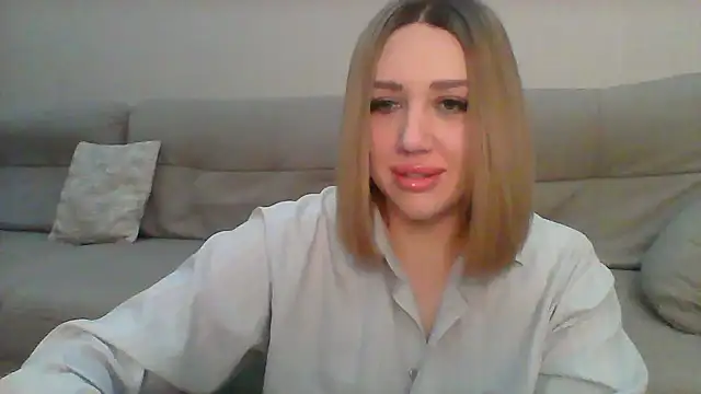 Snapshot of VickyLove047 chatting on January 28, 5:11 am VickyLove047 online show from January 28, 5:11 am