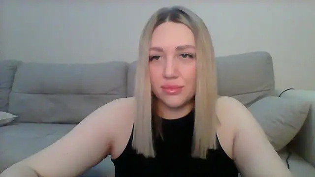 Snapshot of VickyLove047 chatting on September 23, 5:21 am VickyLove047 online show from September 23, 5:21 am