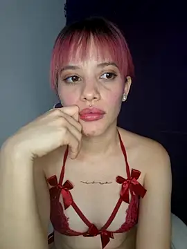 franchezkavegaaa online show from February 8, 6:01 pm