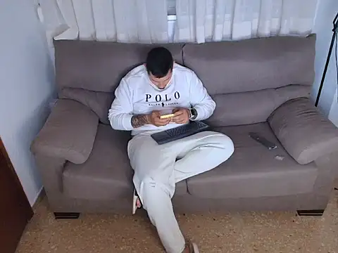 Geishastudios online show from October 27, 9:19 pm