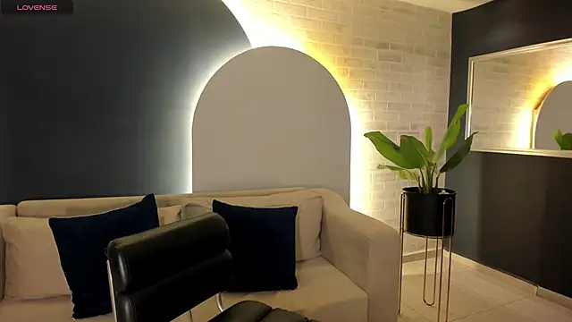 FernandaX1 online show from October 7, 11:18 am