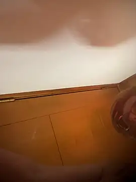 Adeellee  online show from October 22, 10:37 am