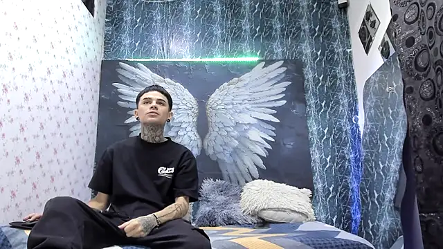 exotic hot couple online show from March 29, 12:32 am