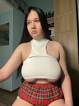 Snapshot of KillaSMilla chatting on January 9, 3:15 am KillaSMilla online show from January 9, 3:15 am