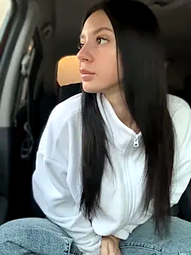 JulliaVegas online show from October 12, 1:15 am