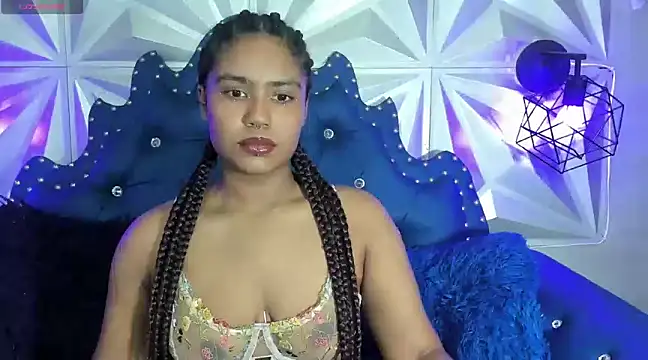 Snapshot of kitty_pervertedx chatting on February 5, 12:53 am kitty pervertedx online show from February 5, 12:53 am