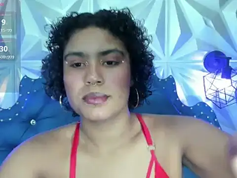 Snapshot of kitty_pervertedx chatting on February 16, 11:48 pm kitty pervertedx online show from February 16, 11:48 pm