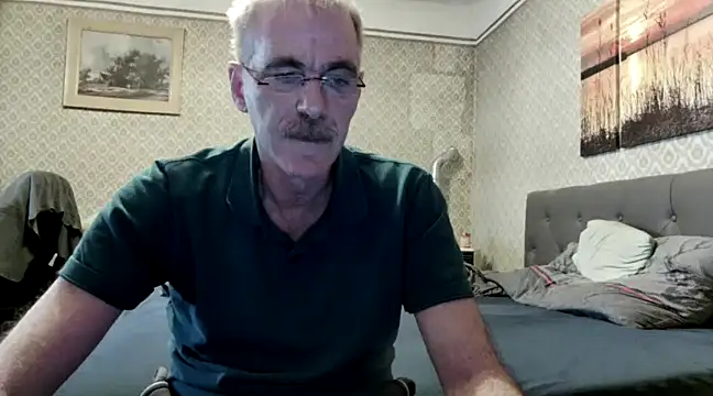 Snapshot of farock chatting on December 25, 6:52 pm farock online show from December 25, 6:52 pm