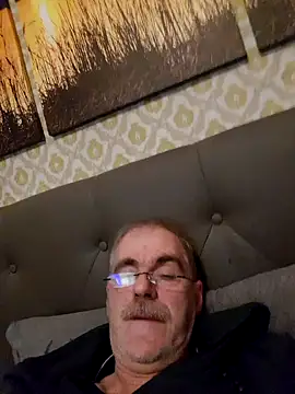 Snapshot of farock chatting on January 1, 2:31 pm farock online show from January 1, 2:31 pm