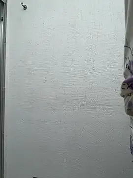 Snapshot of Mat_Vergara20 chatting on December 23, 1:45 pm Mat Vergara20 online show from December 23, 1:45 pm