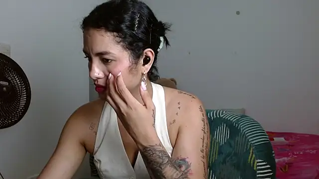 Sexy Lia  online show from March 1, 3:41 am