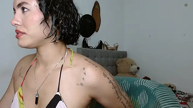 Sexy Lia  online show from July 6, 1:13 am