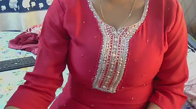 Snapshot of chavi_12 chatting on February 20, 5:40 pm chavi 12 online show from February 20, 5:40 pm