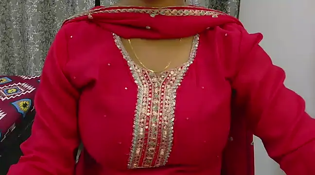 Snapshot of chavi_12 chatting on February 26, 12:03 pm chavi 12 online show from February 26, 12:03 pm