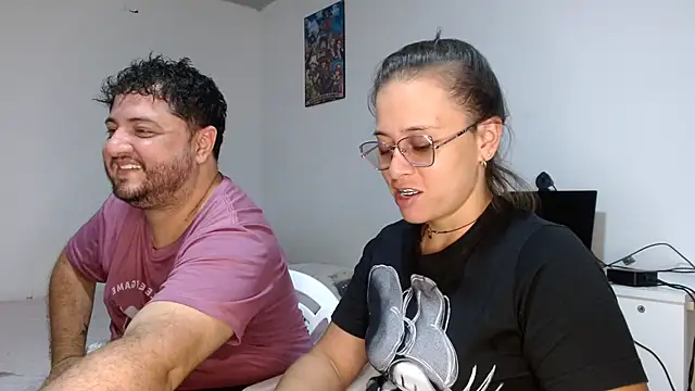 Snapshot of Paloma_Desire chatting on March 18, 6:15 pm Paloma Desire online show from March 18, 6:15 pm