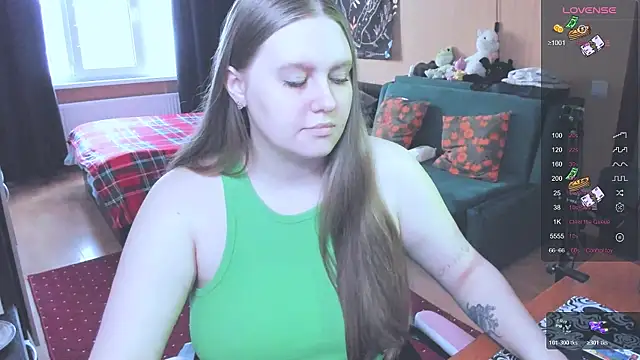 Alice Dreamgirl  online show from January 6, 9:13 am