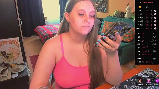 Alice Dreamgirl  online show from March 6, 11:39 am