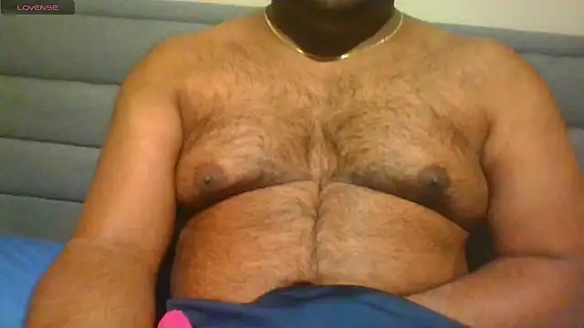 Snapshot of indianbearbot chatting on February 23, 8:44 pm indianbearbot online show from February 23, 8:44 pm