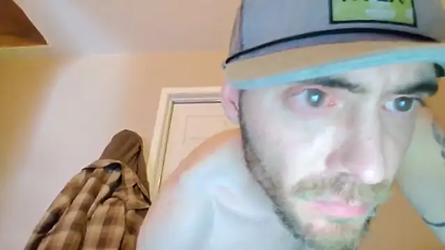 Huntzg23 online show from December 2, 11:59 am