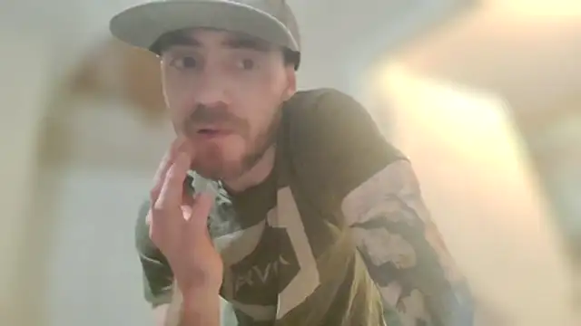 Huntzg23 online show from January 17, 11:08 pm