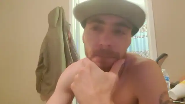 Huntzg23 online show from February 4, 7:20 pm