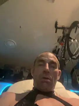 Snapshot of kinkycdslutsv chatting on February 3, 5:40 pm kinkycdslutsv online show from February 3, 5:40 pm