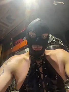 Snapshot of kinkycdslutsv chatting on February 15, 3:47 am kinkycdslutsv online show from February 15, 3:47 am