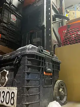 Snapshot of kinkycdslutsv chatting on February 23, 9:23 pm kinkycdslutsv online show from February 23, 9:23 pm