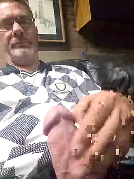 Snapshot of tileguyyy chatting on September 16, 1:06 am tileguyyy online show from September 16, 1:06 am