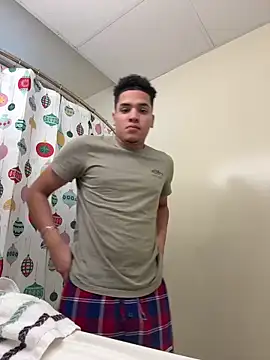 meunde19 online show from December 31, 6:13 pm