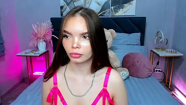 Curvy Dynamite  online show from September 13, 1:16 am