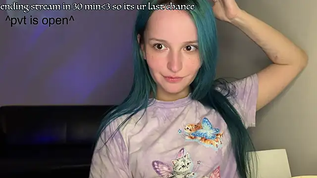 bumble bee online show from January 4, 5:37 pm