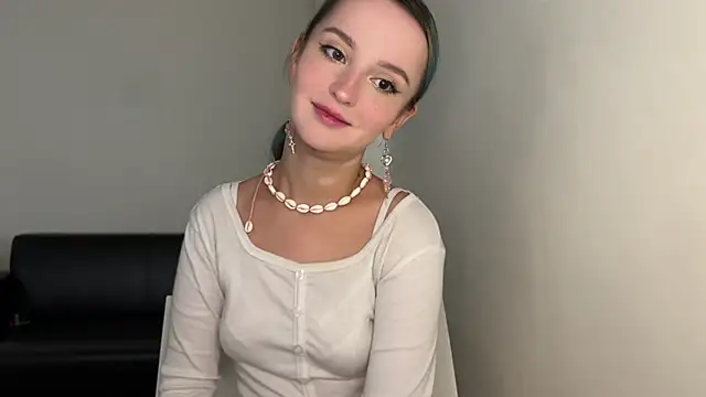 bumble bee online show from March 2, 10:35 am