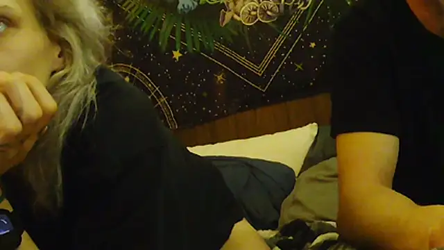 Snapshot of EroticKityii chatting on March 21, 8:19 am EroticKityii online show from March 21, 8:19 am