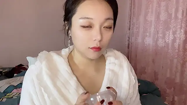 Snapshot of Z30966903S chatting on February 8, 10:18 am Z30966903S online show from February 8, 10:18 am