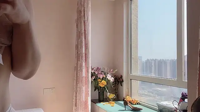 Snapshot of Z30966903S chatting on March 22, 6:00 am Z30966903S online show from March 22, 6:00 am