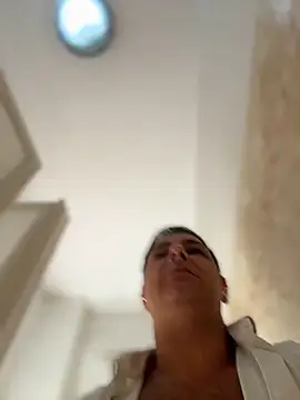 SecretlyDD online show from November 12, 9:42 am