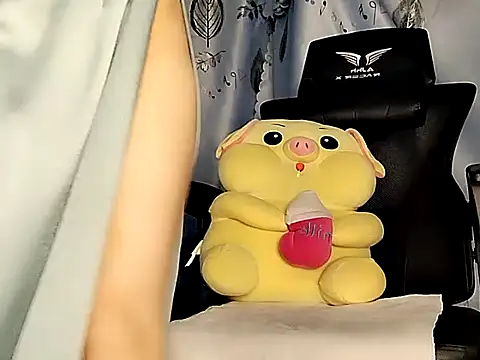 Lucy limon online show from September 25, 11:03 am