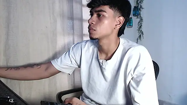 Snapshot of speedsamy chatting on September 8, 8:08 pm speedsamy online show from September 8, 8:08 pm