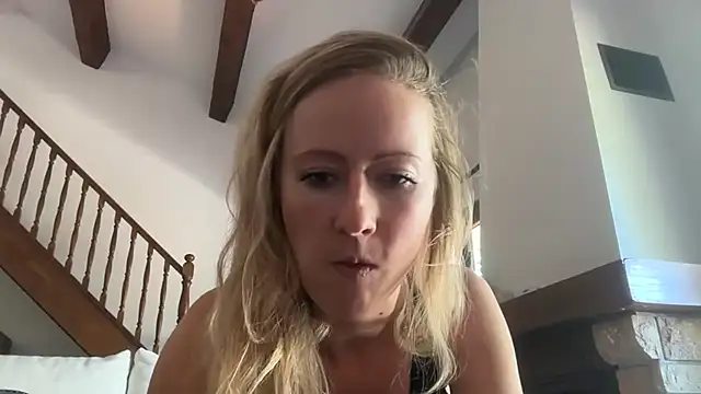 Emmy frenchie online show from November 3, 11:22 am