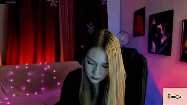 playful sophie online show from January 7, 11:03 pm