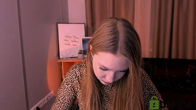 playful sophie online show from January 15, 3:11 am