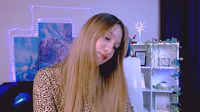 playful sophie online show from February 21, 12:38 am