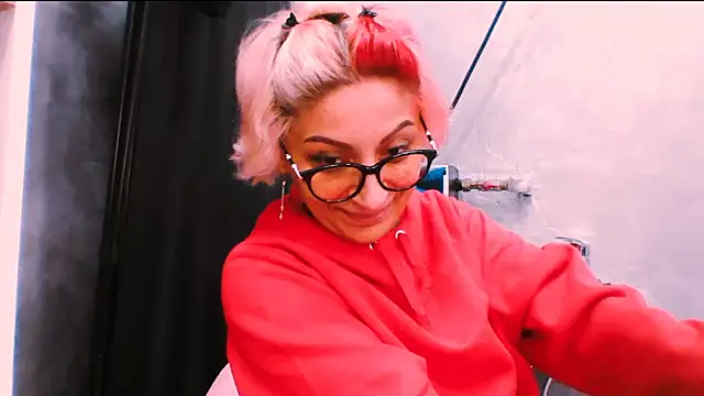 Lucky Deniz online show from November 25, 8:25 am