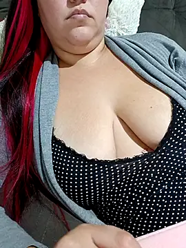 Snapshot of Paolaa_hoot chatting on May 12, 3:25 am Paolaa hoot online show from May 12, 3:25 am