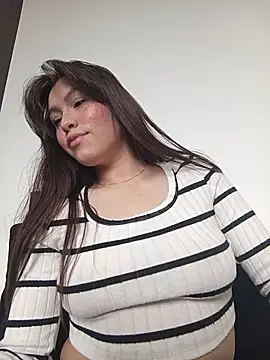 Snapshot of eriika_deep_ chatting on July 12, 5:37 pm eriika deep online show from July 12, 5:37 pm