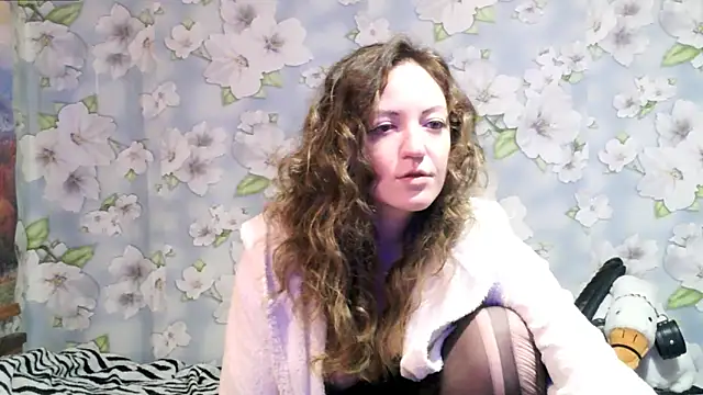 KattyLuuu online show from February 5, 11:50 pm